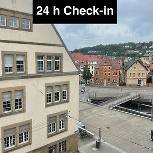 24-7 Stadthotel Szálloda